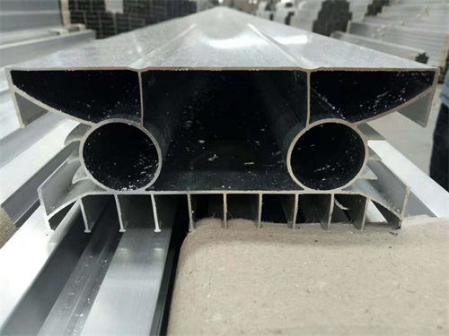 1542674612729485.jpg 暖氣片知名品牌