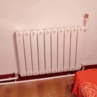 暖氣片一到晚上就降溫，還是小區(qū)業(yè)主私自調(diào)低了溫度？